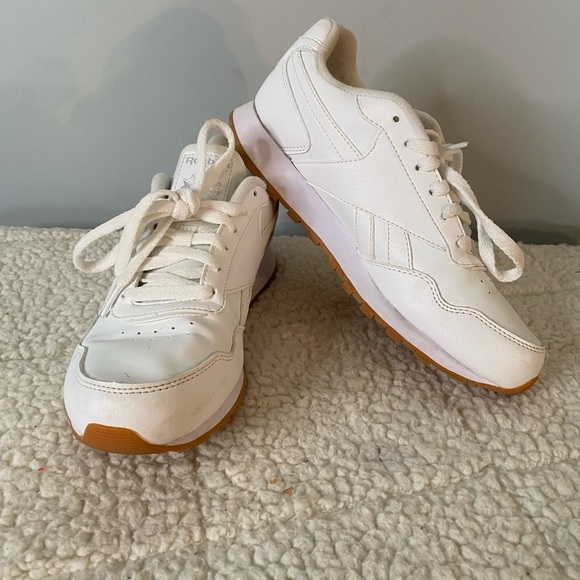 Reebok Womens Classic Harman Run CM9940 White Casual Shoes Sneakers Size 8 - Picture 2 of 7